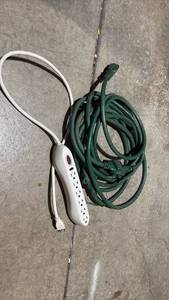 lot 3381 image: Green Extension Cored & White Power Strip