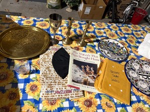 lot 3247 image: Passover items and supplies