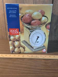 lot 11 image: Good Cook Kitchen Scale with Bowl