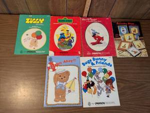 lot 134 image: Paragon Needlecraft Counted Cross Stitch Pattern Books Lot 6 Ziggy Sesame Street Disney