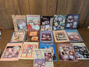 lot 147 image: Lot of 15 Cross Stitch Pattern Books and Craft Instruction Guides