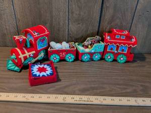 lot 156 image: Handmade Knit Holiday Train Set 4 Pieces with Accessories