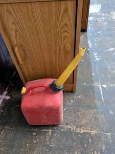 lot 186 image: 1 Gallon Gasoline Jerry Can Red Plastic Safety Container