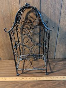 lot 212 image: Metal Wine Rack 6 Bottle Holder with Decorative Handle