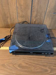 lot 213 image: RCA LAB-1200 Fully Automatic Turntable