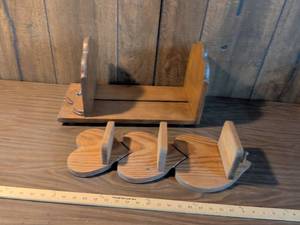 lot 226 image: Wood Desk Organizer Set with 3 Heart-Shaped Holders and Caddy