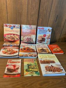 lot 239 image: Recipe Books Lot 10 Cookbooks Pillsbury Betty Crocker Taste of Home