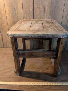 lot 243 image: Wood Nightstand End Table with Open Shelf Storage