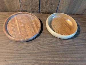 lot 252 image: 2 Wooden Bowls, Flat and Deep, Approximately 8-9 inch diameter