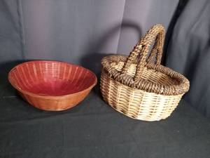 lot 60180 image: Woven Basket with Handles and Red Bowl 2-Piece Set
