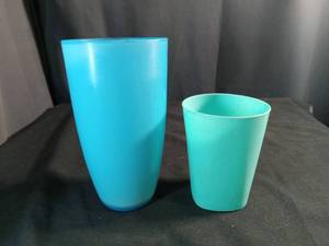 lot 60212 image: Two Turquoise Plastic Cups Set