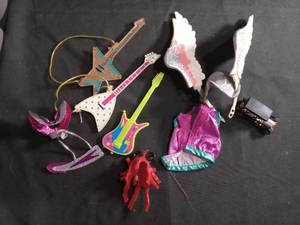 lot 60164 image: Lot of 8 Assorted Toy Guitars and Musical Instrument Ornaments