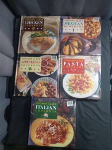 lot 60276 image: Cooking Class Cookbook Collection 5-Book Set Chicken Mexican Appetizers Pasta Italian