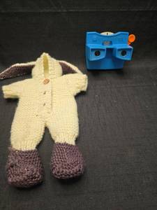 lot 40244 image: ViewMaster 3D Viewer Blue with Jemt Reel