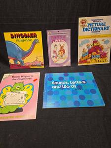 lot 2120 image: Childrens Learning Books Lot of 5 Dinosaur Funbook Picture Dictionary Mazes Puzzles