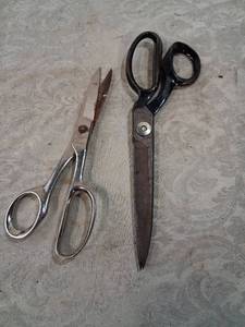lot 33 image: Lot of 2 Vintage Scissors - Stainless Steel and Black Handle