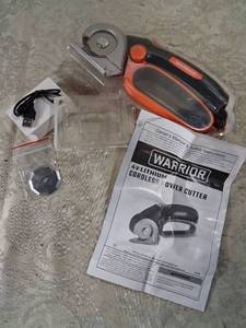 lot 99 image: Warrior 4V Lithium Cordless Power Cutter 260 RPM 1.5Ah
