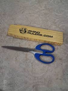 lot 100 image: Rhino Rulers Folding Ruler and Scissors Set