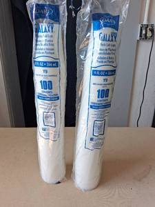 lot 104 image: Dart Galaxy Plastic Cold Cups 9 oz 266 mL Y9 100 Count 2 Pack