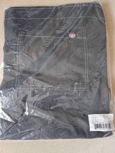 lot 110 image: Black Denim Bib Apron One Size WN802 Unisex