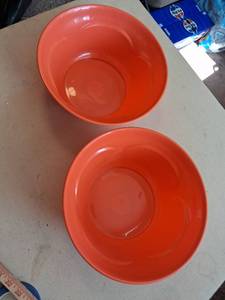 lot 127 image: 2 Red Plastic Bowls 5 Quart Capacity