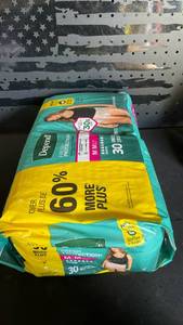 lot 11743 image: Depend Fresh Protection Adult Incontinence Underwear Size M 30 Count