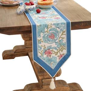 lot 14078 image: Patdrea Designer Vintage French Linen Table Runner,12X87-from