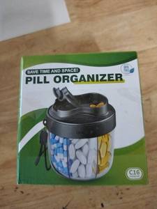 lot 2370 image: Pill Organizer C16 Food Grade BPA Free