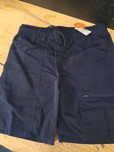 lot 4081 image: Quick Dry Shorts, Size 16&nbsp