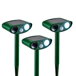lot 11975 image: Raccoons, Deer & Squirrels - Ultrasonic & Strobe Light, Outdoor Deterrent for Cats, Dogs, Raccoons, Rabbits, Skunks, Foxes & More 2Pck