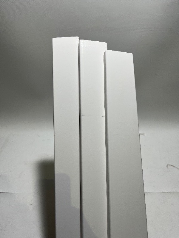 lot 247 image: Bundle of 3 Pieces 916 in. x 2-14 in. x 84 in. White Molding Trim