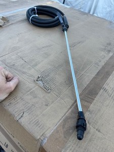 lot 125 image: 36 Spray Wand