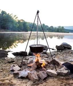 lot 4 image: Lodge Tall Boy Camp Dutch Oven Tripod