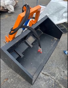 lot 22 image: 2025 Wolverine HHB1-51-48W Hydraulic Bucket - Professional Quality