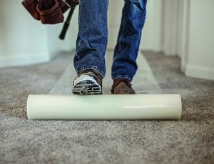 lot 106 image: Surface Shields CS24200L Carpet Shield, 36 Inch x 200 feet, Clear