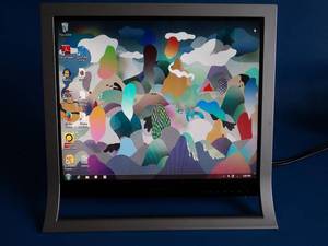 lot 161541 image: Sony XBrite SDM-HS95PS 19 LCD Monitor (Silver)