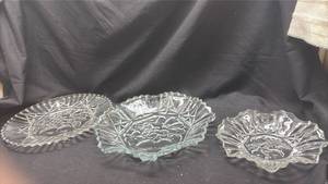 lot 30 image: Pressed Glass Fruit Pattern Serving Dishes Set of 3