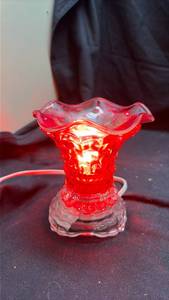 lot 42 image: Red Glass Electric Wax Warmer Fragrance Lamp - Turns On