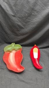 lot 45 image: Ceramic Red Chili Pepper Serving Dish and Planter Set