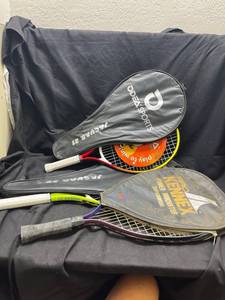 lot 99 image: Tennis Racket Lot 3 Pack Pro Penniex Dunlop Sports
