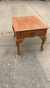 lot 118 image: Wood Side Table with Single Drawer and Cabriole Legs