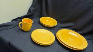 lot 136 image: Oneida Dinnerware Set, Yellow Petals. Place Setting of 2 (only 1 mug)