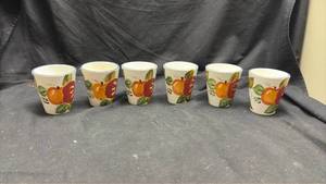 lot 138 image: 6 Oneida Mugs, Fruit Designs.