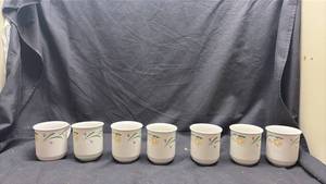 lot 139 image: 7 Casa-Mia Mugs, Yellow Flowers Purple Accents.