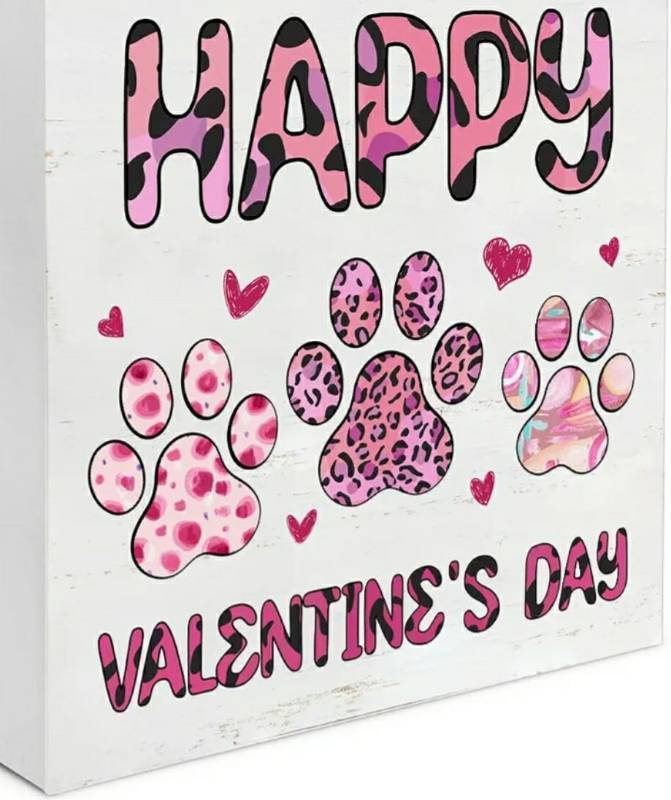 lot 46597 image: Valentines Decor Happy Valentines Day Decorations Happy Valentines Day Dog Cat Lovers Wooden Sign Home Decor for Desk Table Shelf 5 x 5 Inches, D751