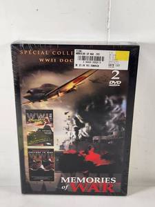 lot 134 image: Special Collectors Edition WWII Documentary DVD Set Memphis Belle & Prelude to War