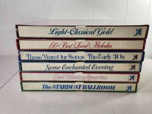 lot 243 image: Classical Music Collection Set Light-Classical Gold Best-Loved Melodies Early 40s