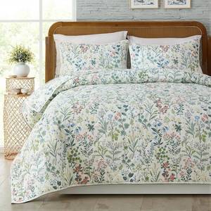 lot 404 image: $56 100% Cotton Quilt Set Twin Bedspread 3-Piece Garden Floral Bedding
