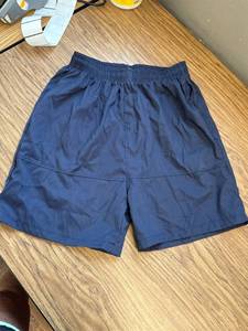 lot 480 image: Mens polyester shorts with pockets