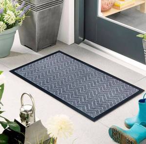 lot 4234 image: Door Mat for Outdoor Indoor Entrance, Entry Mat Skidproof and Waterproof, Front Door Mats with Durable Non-Slip Backing. Grey, 17x29.5